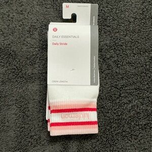 lululemon athletica Daily Essentials Crew Socks - White and Red